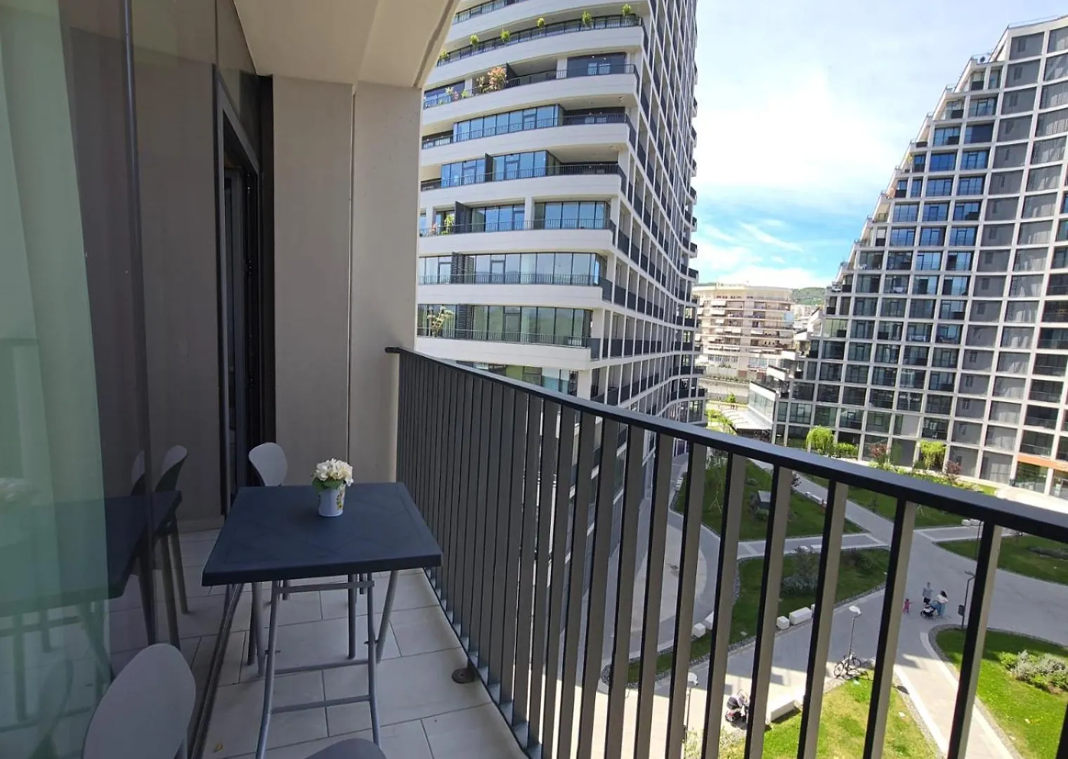 Lakeside Dream Tirana Apartment